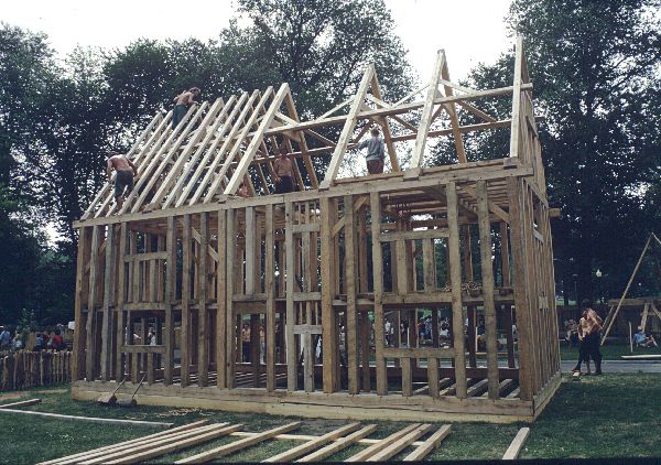 0_1505196797972_frame house.jpg